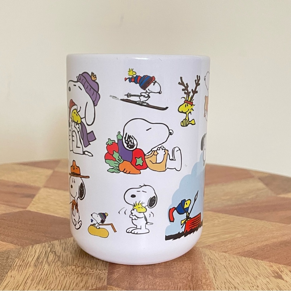 New Snoopy mug 15 oz Ceramic 15oz mugs. NWT Hand Crafted